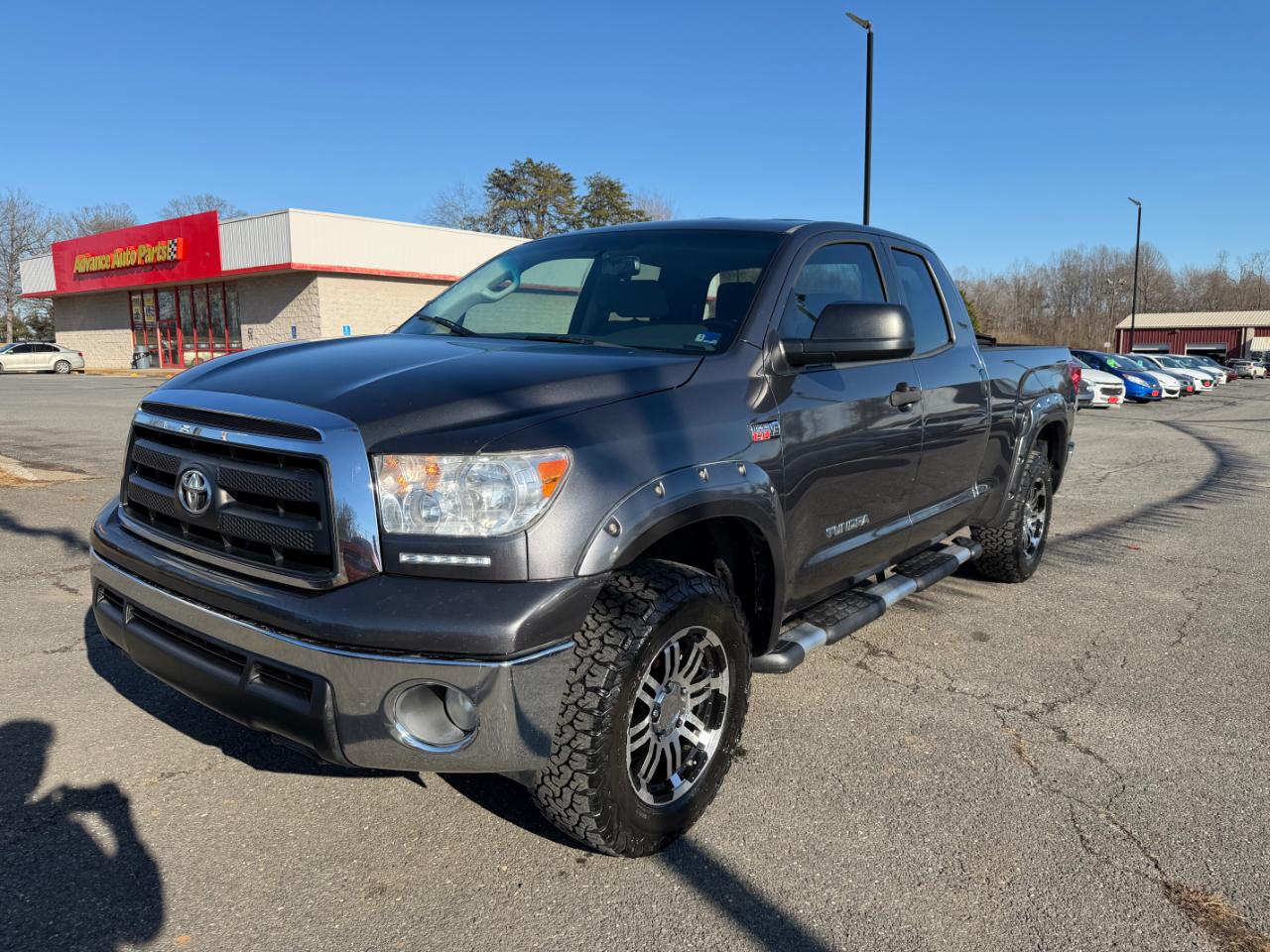 Toyota Tundra 4WD Truck Double Cab 5.7L FFV V8 6-Spd AT (Natl) 2013