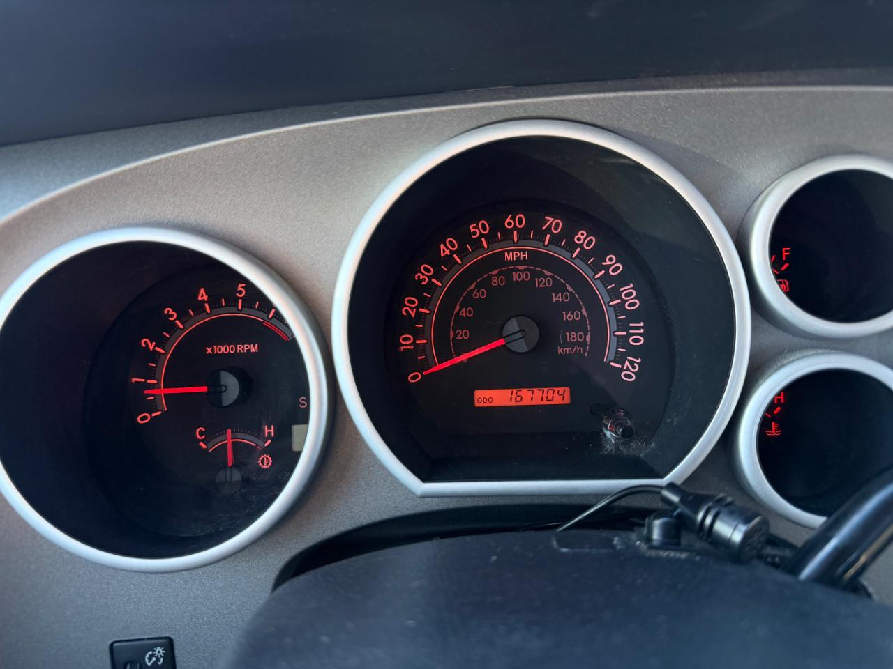 Toyota Tundra 4WD Truck Double Cab 5.7L FFV V8 6-Spd AT (Natl) 2013