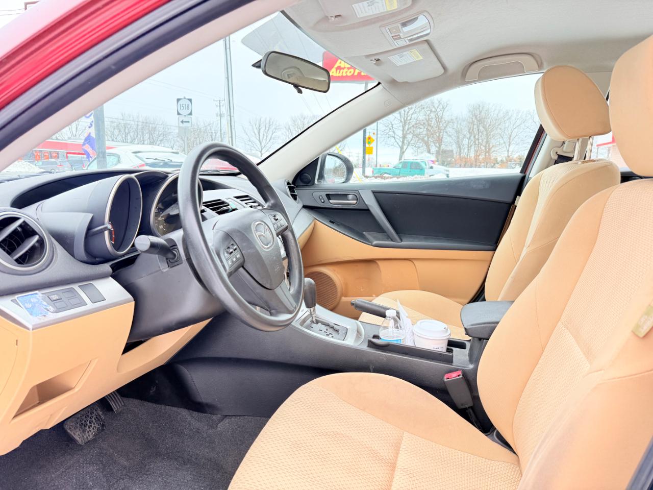 Mazda MAZDA3 4dr Sdn Auto i Touring 2010