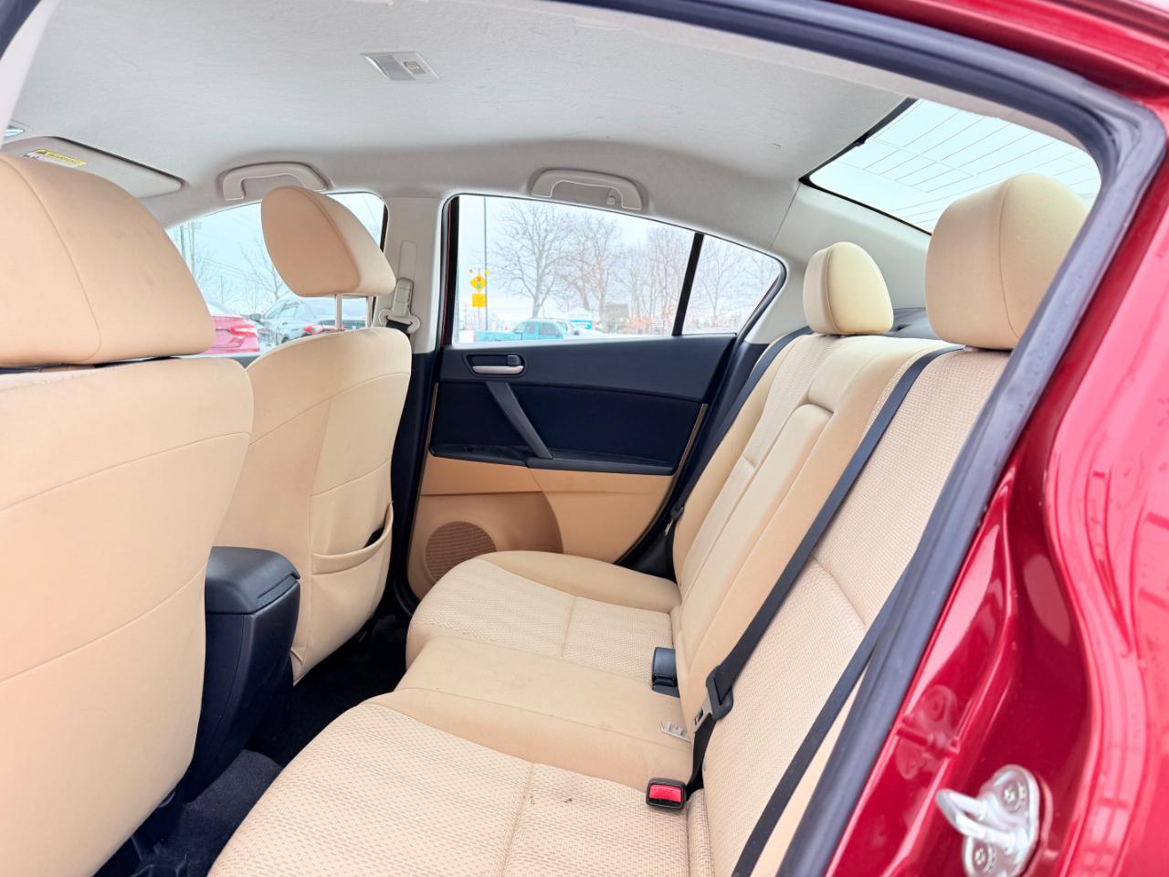 Mazda MAZDA3 4dr Sdn Auto i Touring 2010