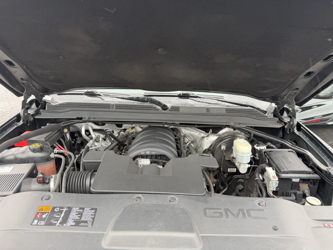 GMC Yukon XL 4WD 4dr SLT 2016