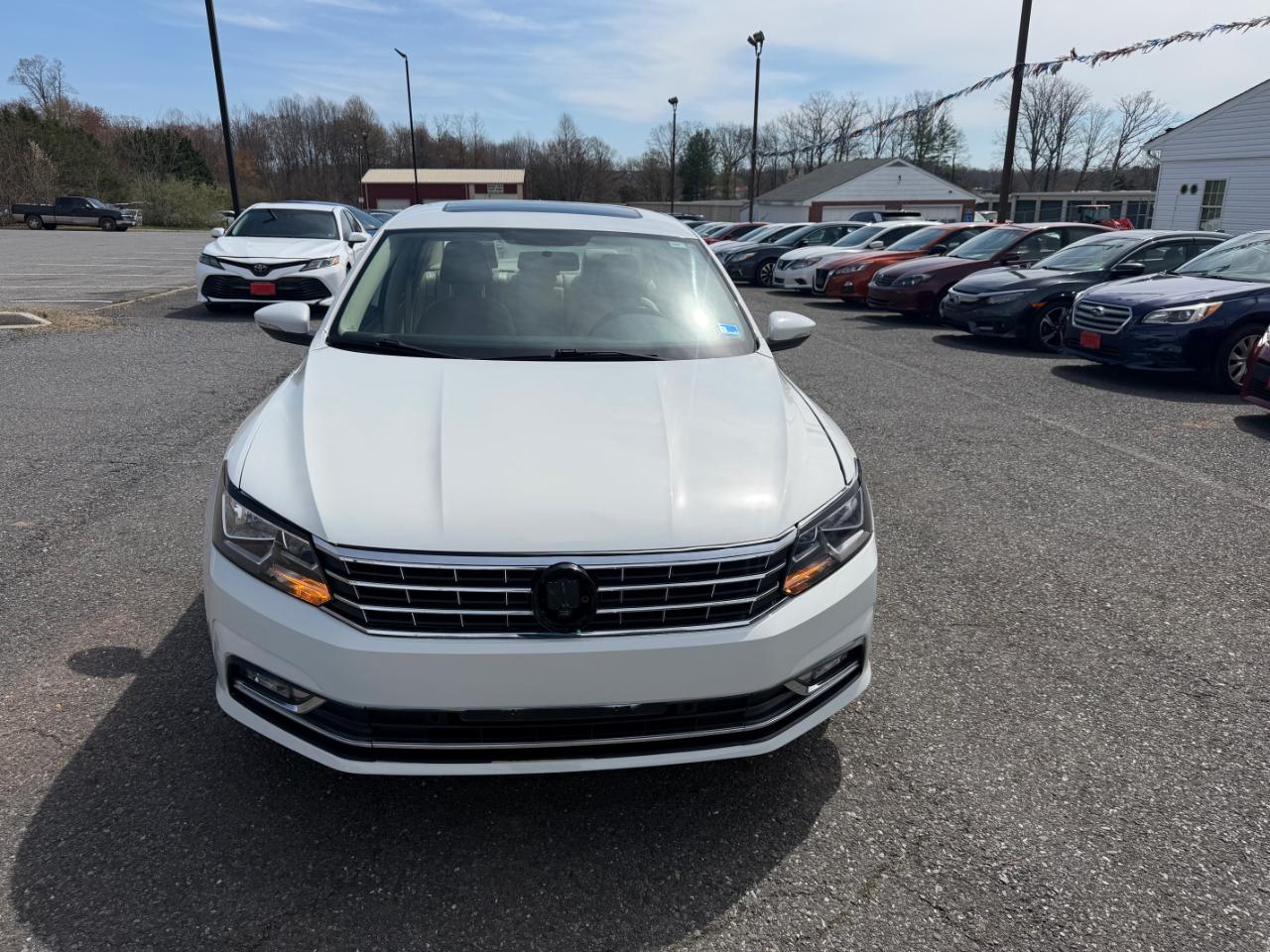 Volkswagen Passat 1.8T SE Auto 2017