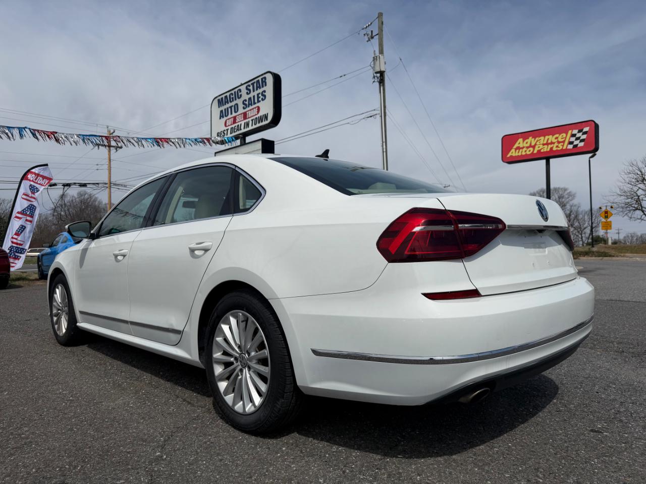 Volkswagen Passat 1.8T SE Auto 2017