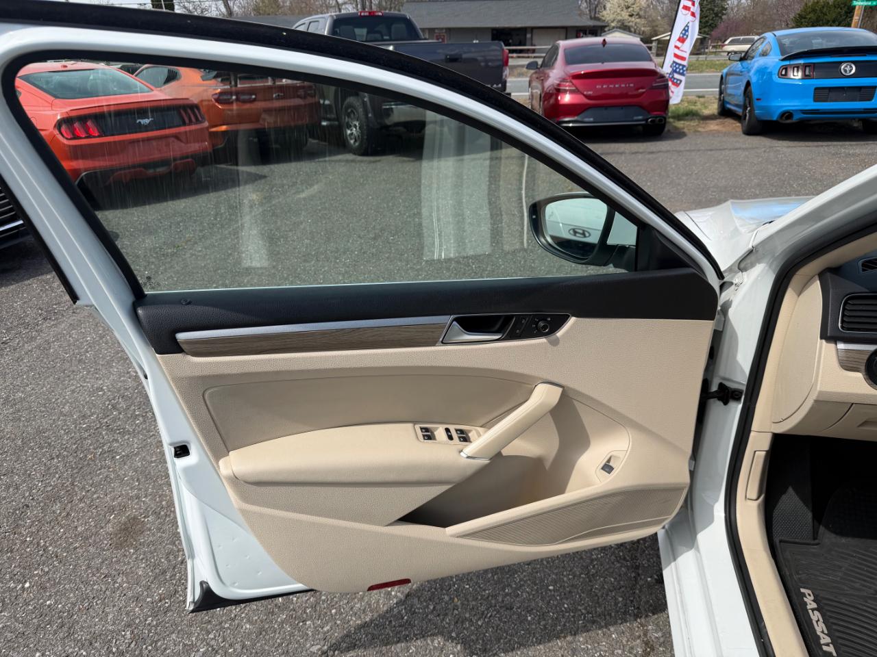 Volkswagen Passat 1.8T SE Auto 2017