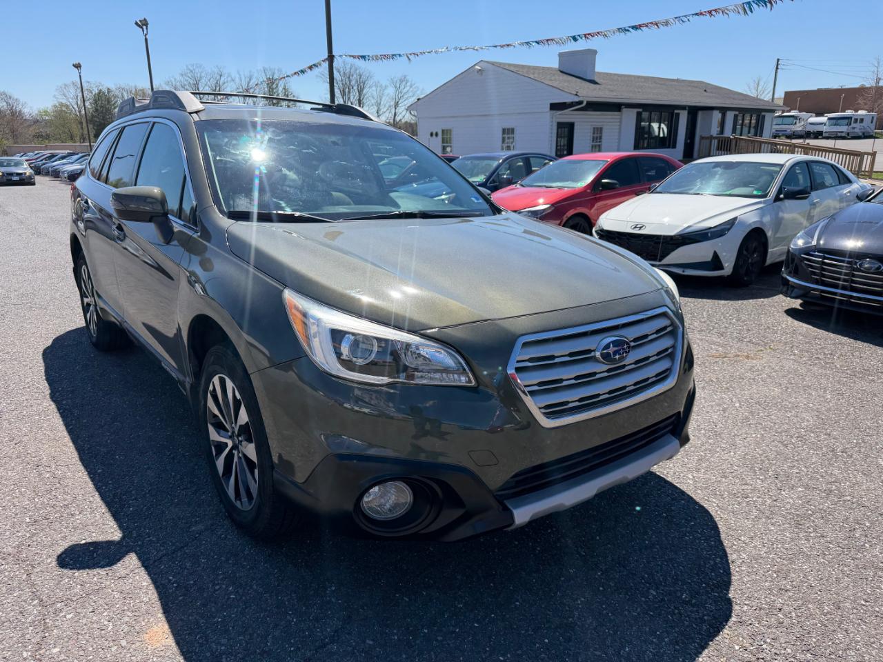 Subaru Outback 4dr Wgn 2.5i Limited PZEV 2016