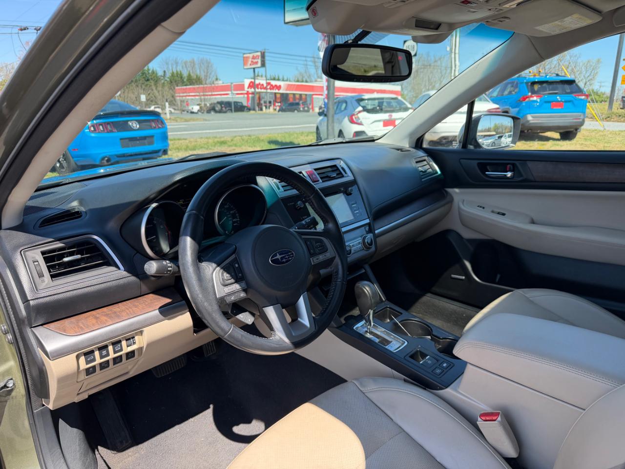 Subaru Outback 4dr Wgn 2.5i Limited PZEV 2016