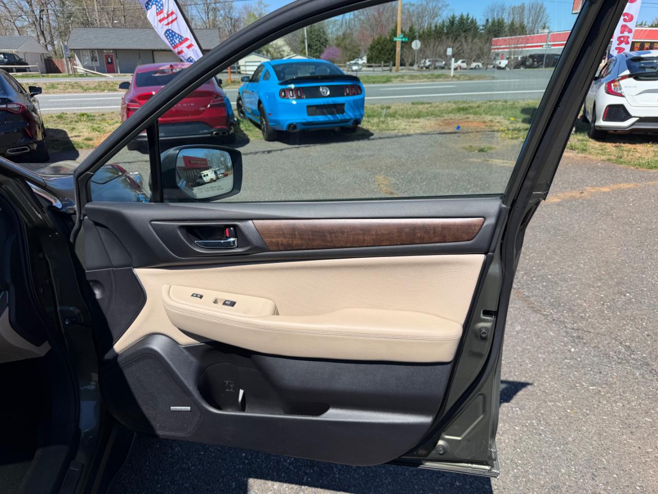 Subaru Outback 4dr Wgn 2.5i Limited PZEV 2016