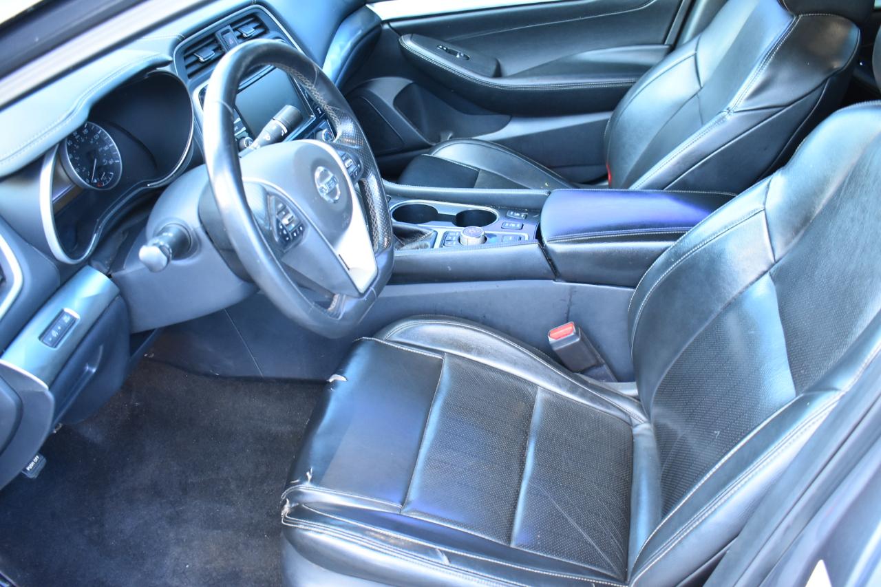 Nissan Maxima SV 3.5L 2020