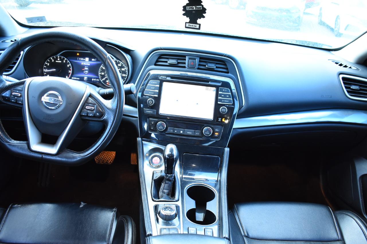 Nissan Maxima SV 3.5L 2020