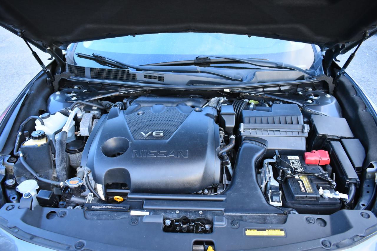 Nissan Maxima SV 3.5L 2020