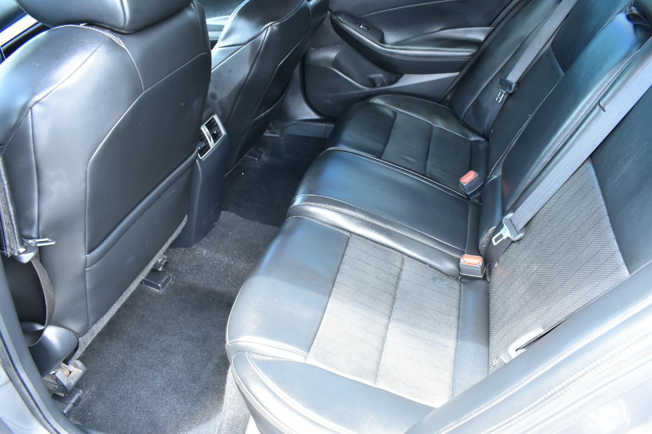 Nissan Maxima SV 3.5L 2020