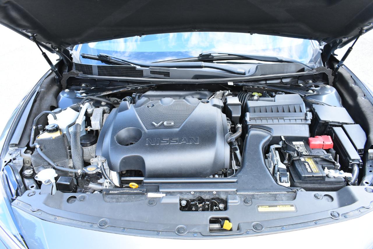 Nissan Maxima SV 3.5L 2020