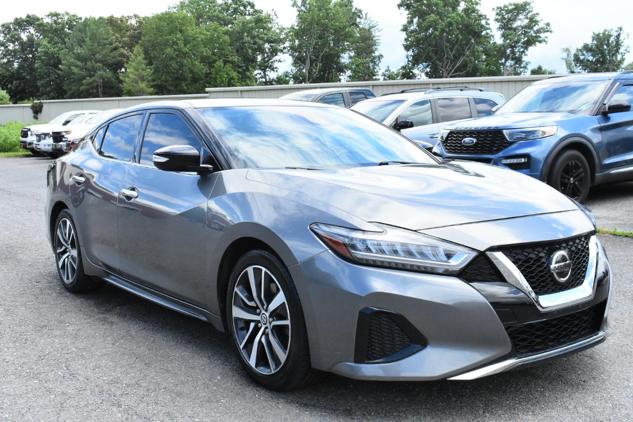 Nissan Maxima SV 3.5L 2020
