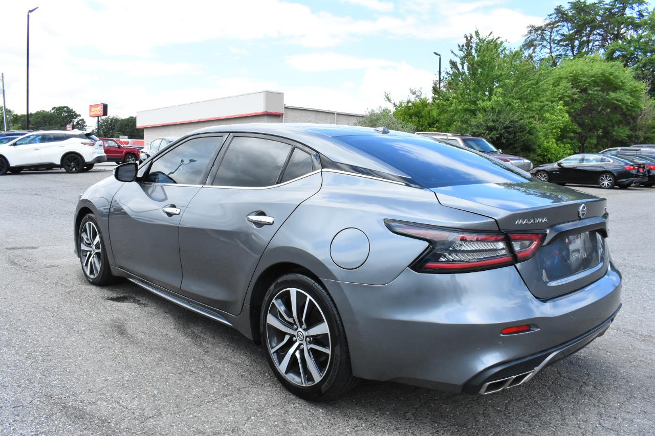 Nissan Maxima SV 3.5L 2020