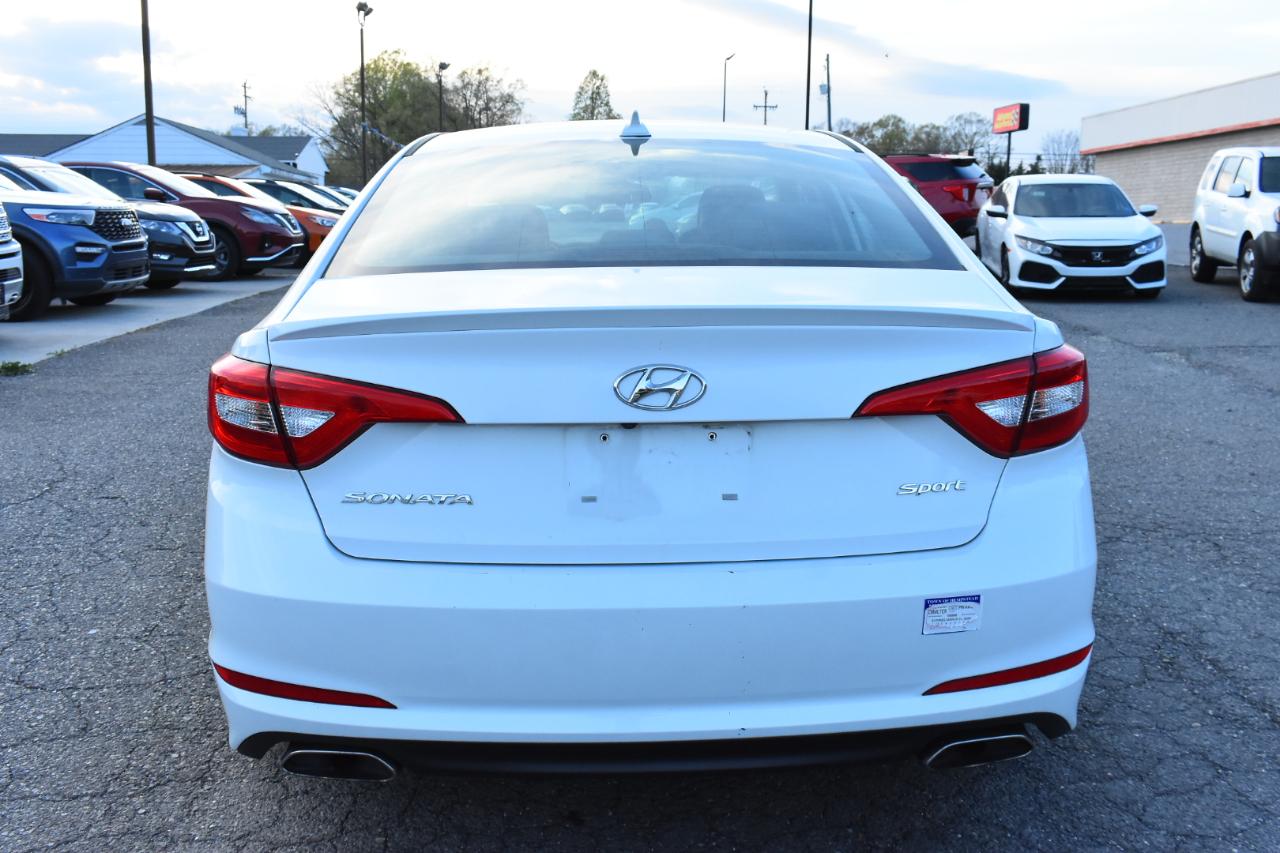 Hyundai Sonata Sport 2.4L PZEV 2017