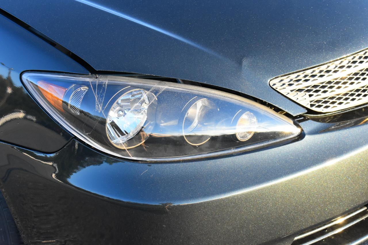 Toyota Camry 4dr Sdn XLE Auto (Natl) 2005