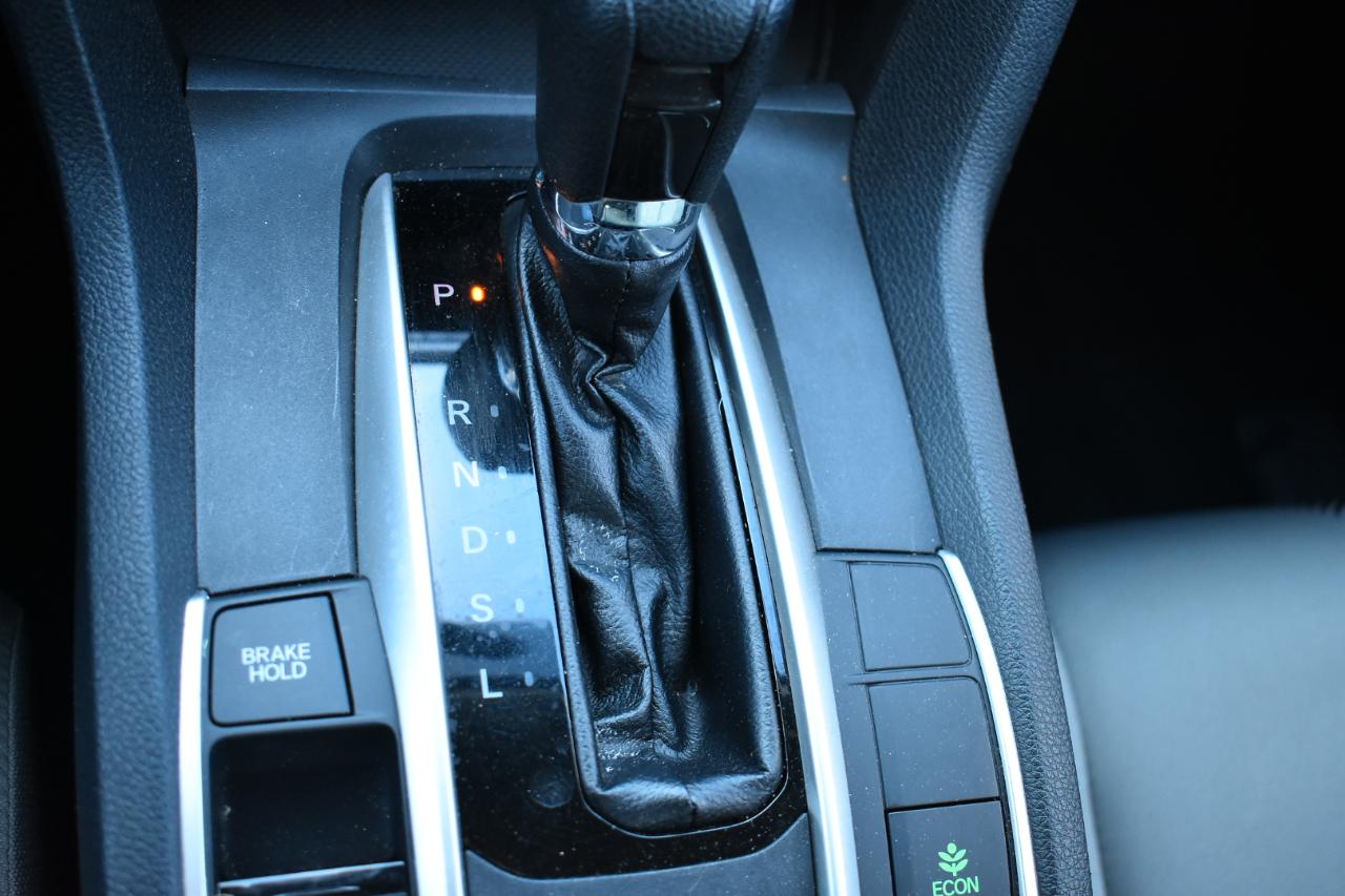 Honda Civic Sedan 4dr CVT LX 2016