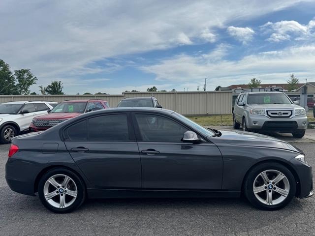 BMW 3 Series 4dr Sdn 328i xDrive AWD SULEV South Africa 2015