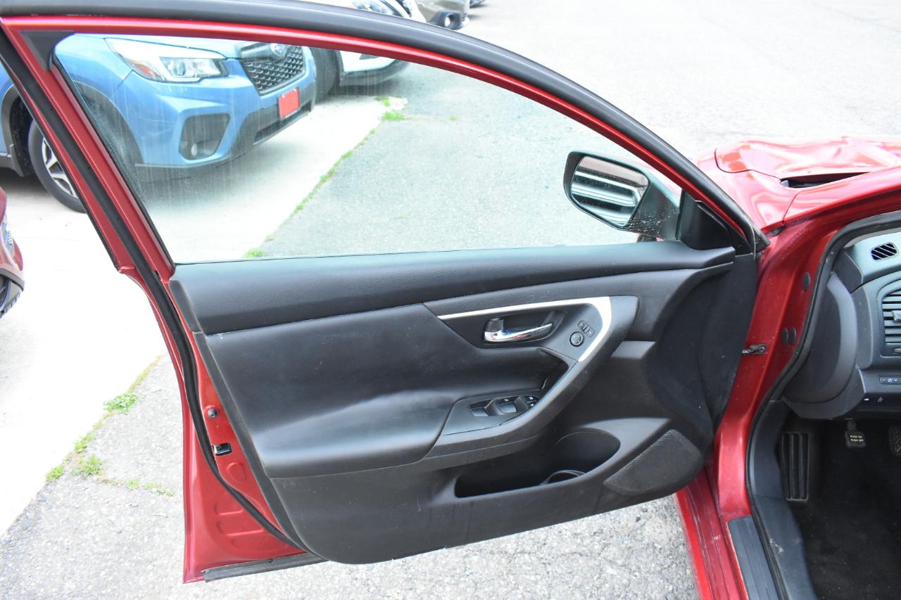 Nissan Altima 4dr Sdn I4 2.5 2016