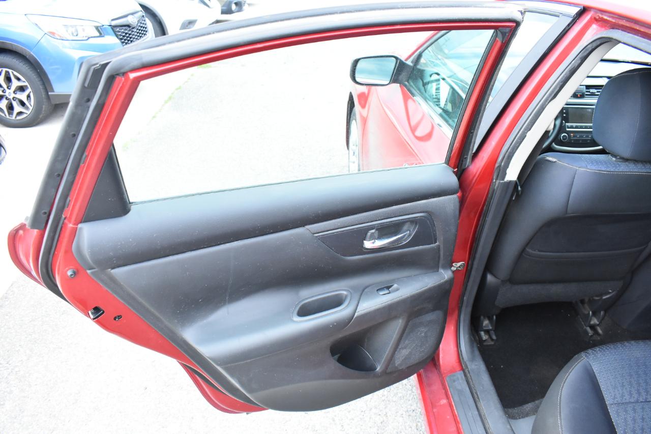 Nissan Altima 4dr Sdn I4 2.5 2016