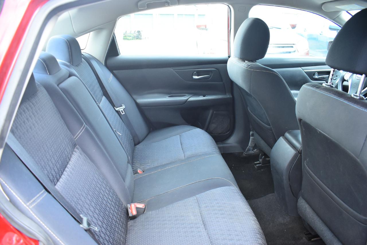 Nissan Altima 4dr Sdn I4 2.5 2016