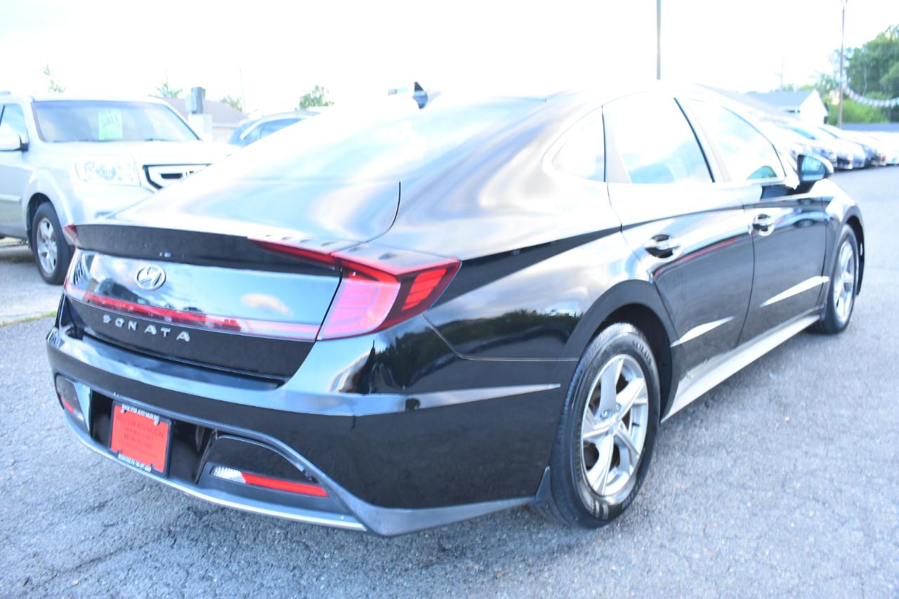 Hyundai Sonata SE 2.5L 2021