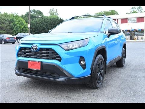 2020 Toyota RAV4 LE FWD (Natl)