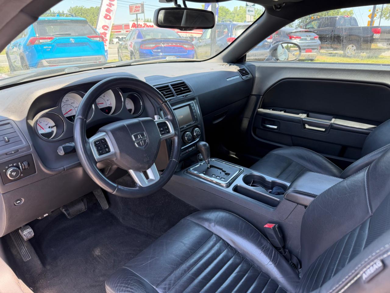 Dodge Challenger 2dr Cpe SXT Plus 2012