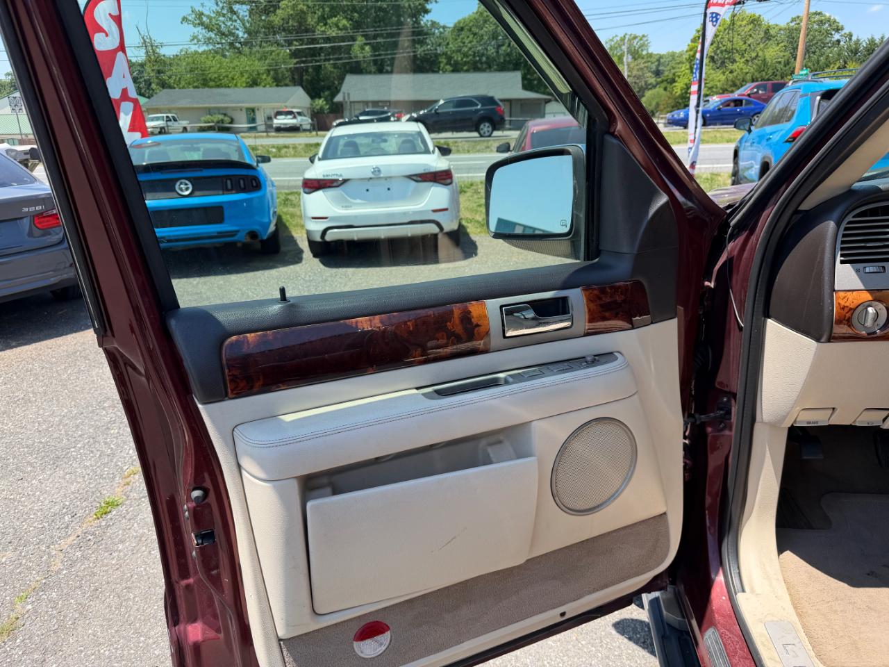 Lincoln Navigator 4WD Ultimate 2003