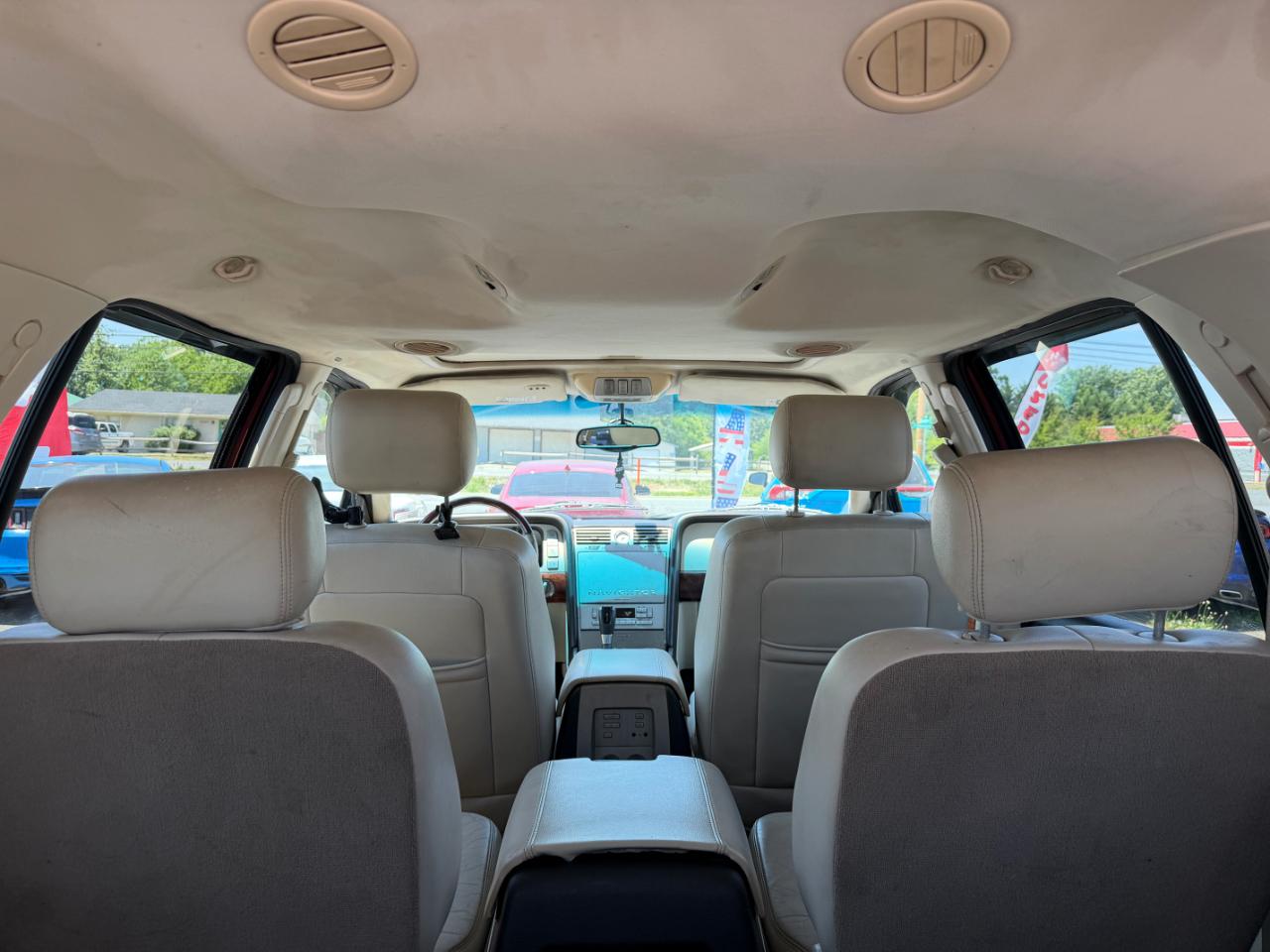 Lincoln Navigator 4WD Ultimate 2003