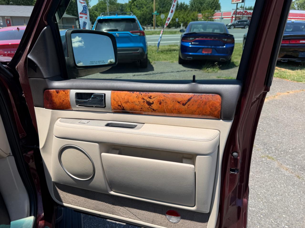 Lincoln Navigator 4WD Ultimate 2003