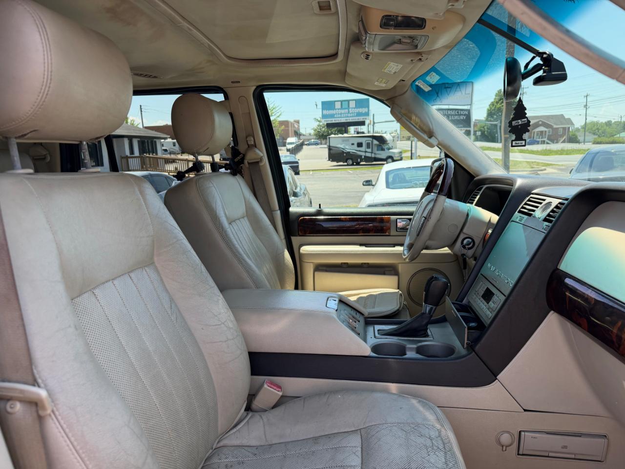 Lincoln Navigator 4WD Ultimate 2003