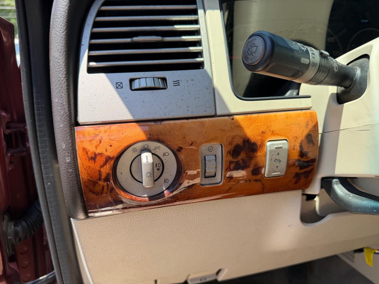 Lincoln Navigator 4WD Ultimate 2003