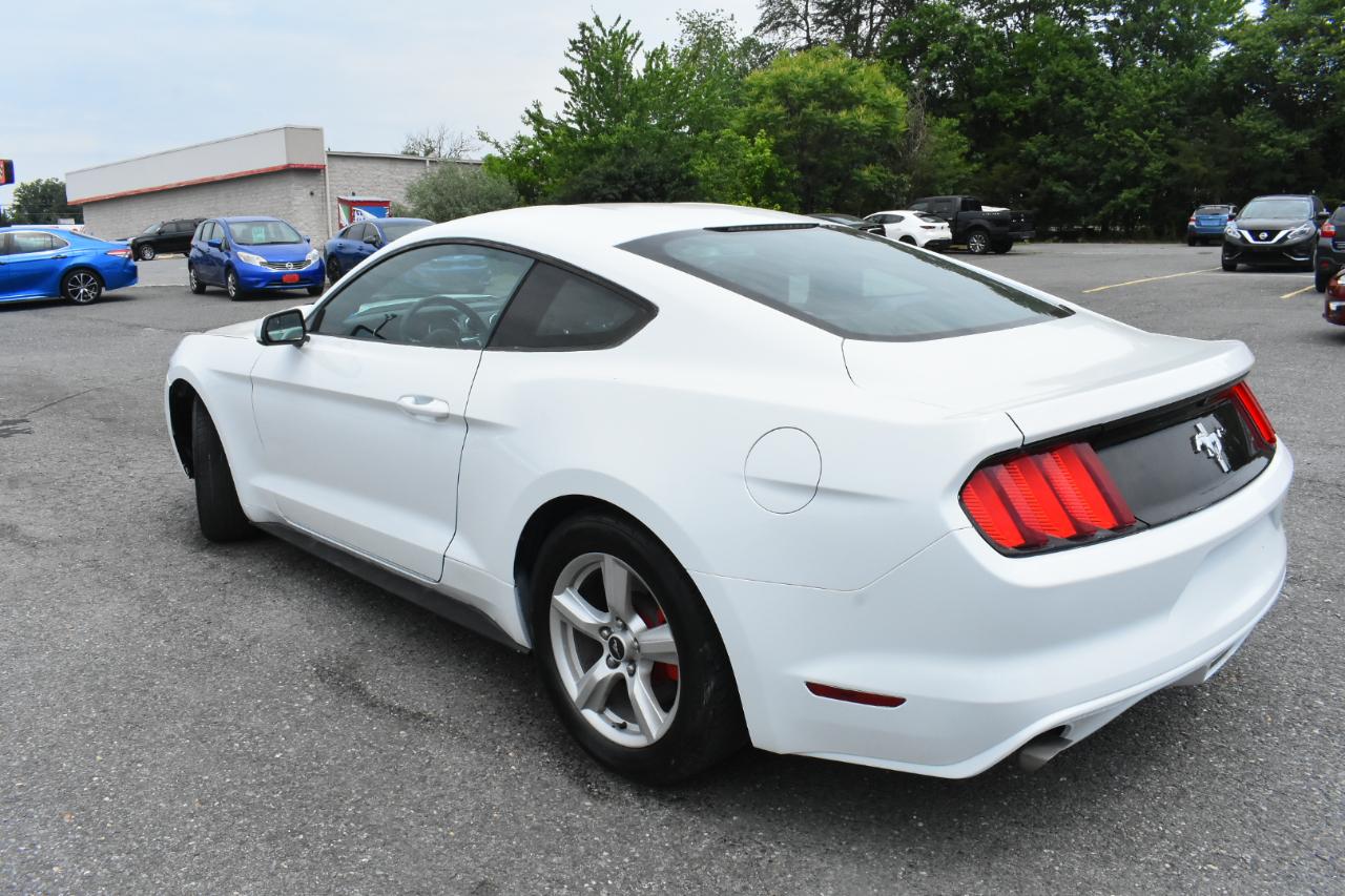 Ford Mustang V6 Fastback 2017