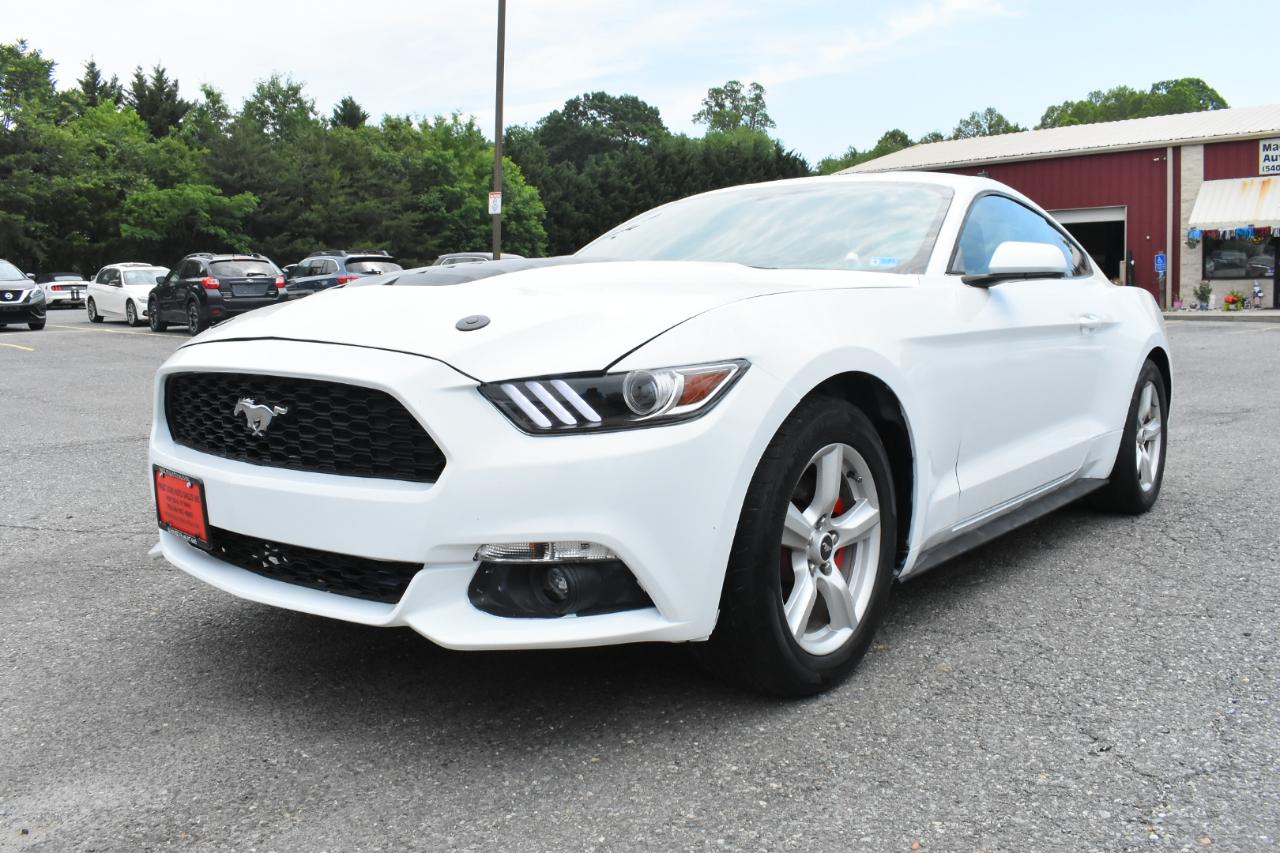 Ford Mustang V6 Fastback 2017