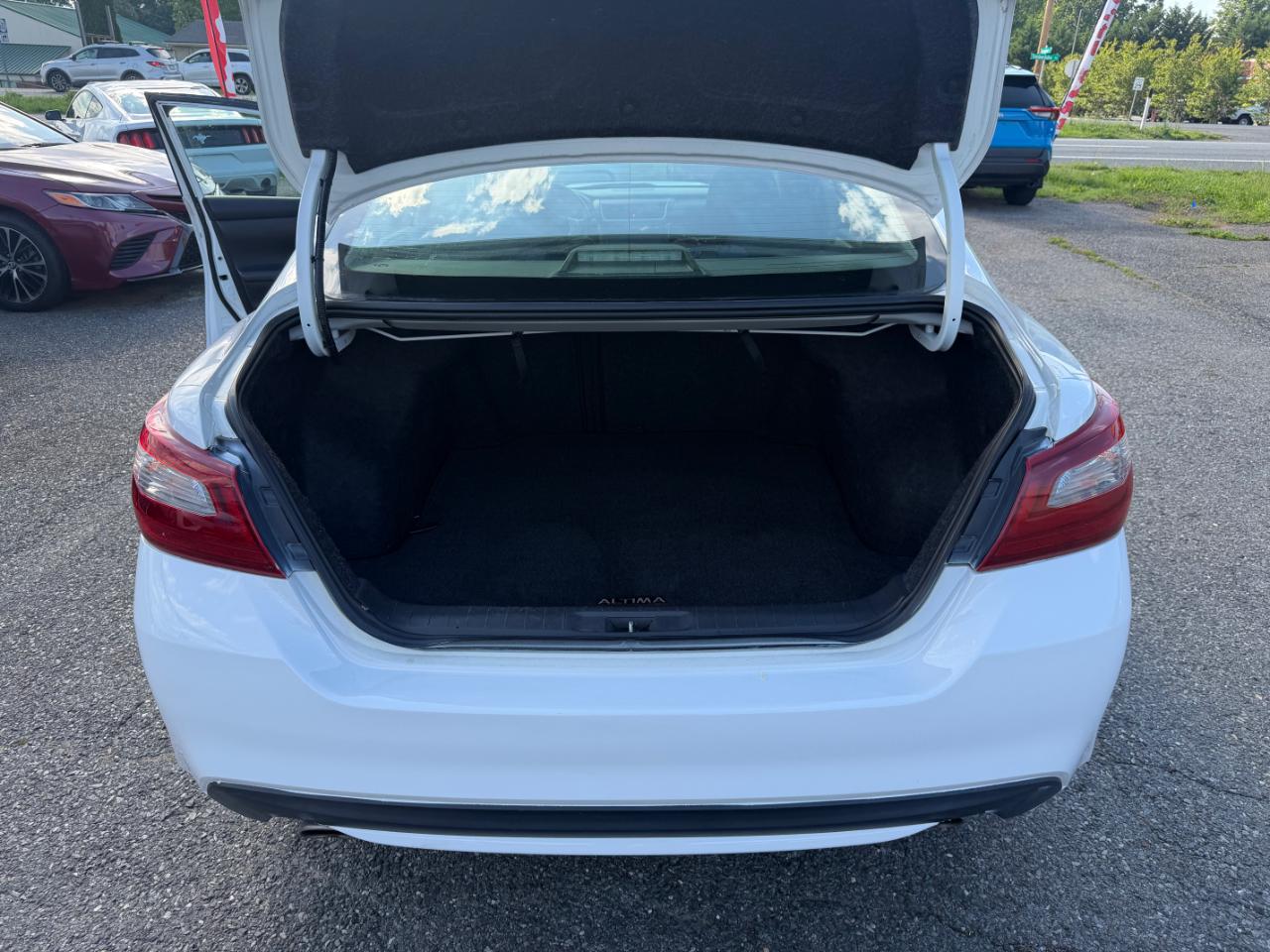 Nissan Altima 2.5 S Sedan 2018