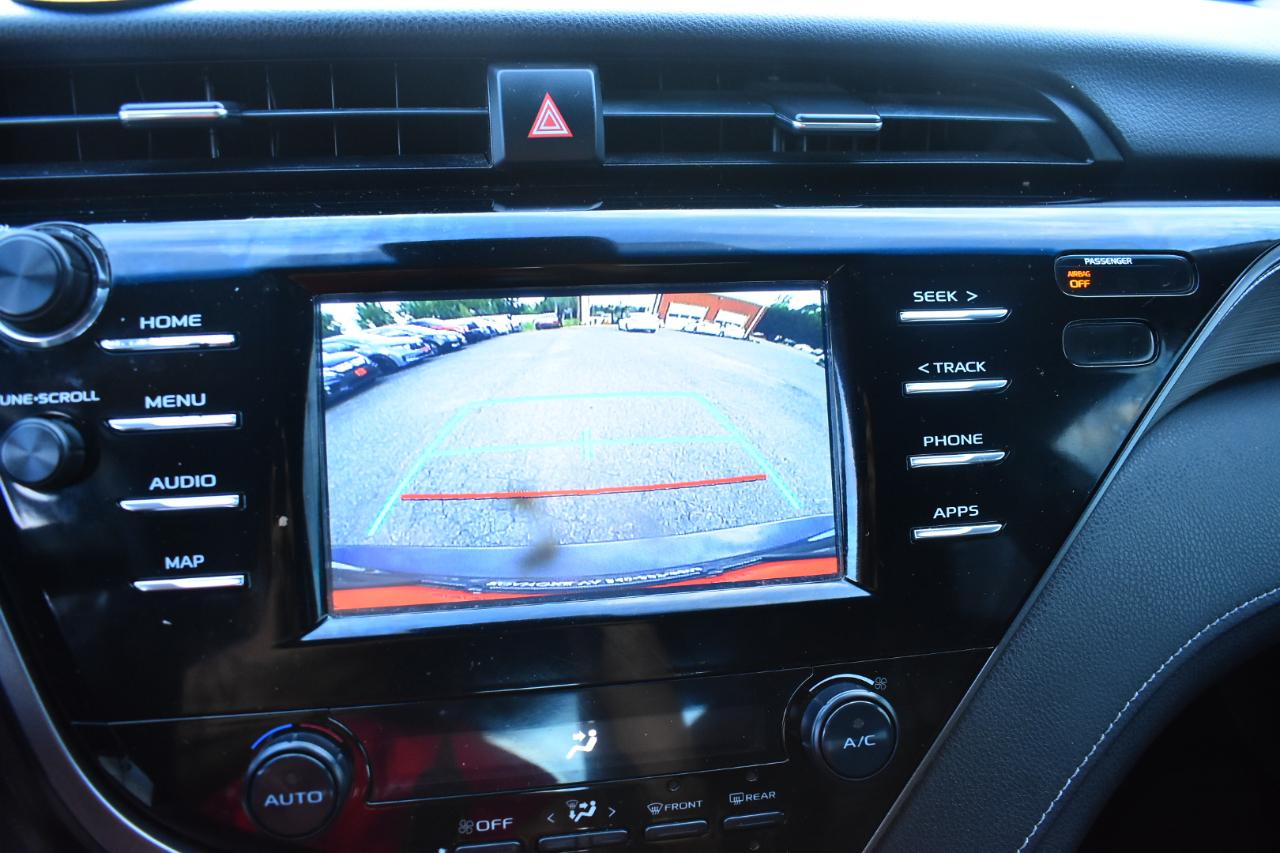 Toyota Camry XLE Auto (Natl) 2019
