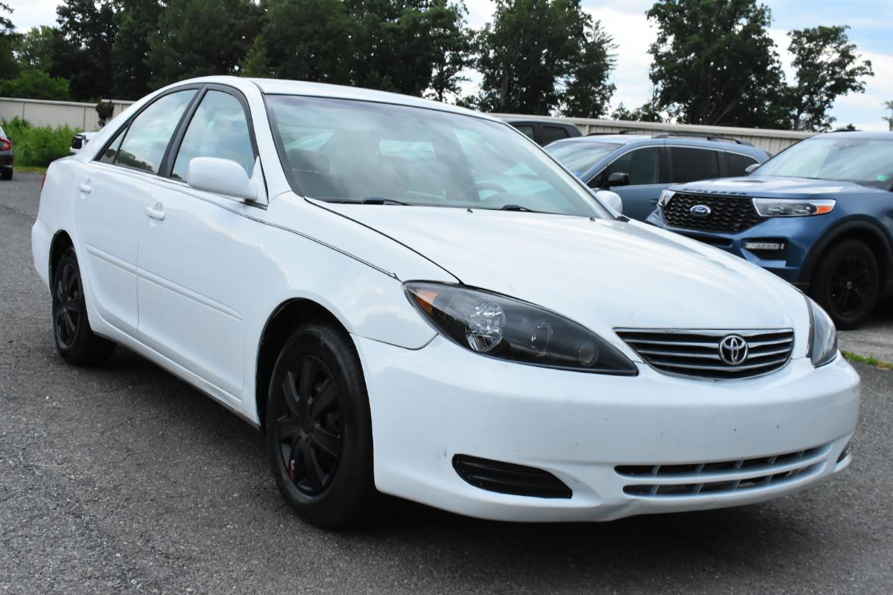 Toyota Camry 4dr Sdn XLE Auto (Natl) 2006