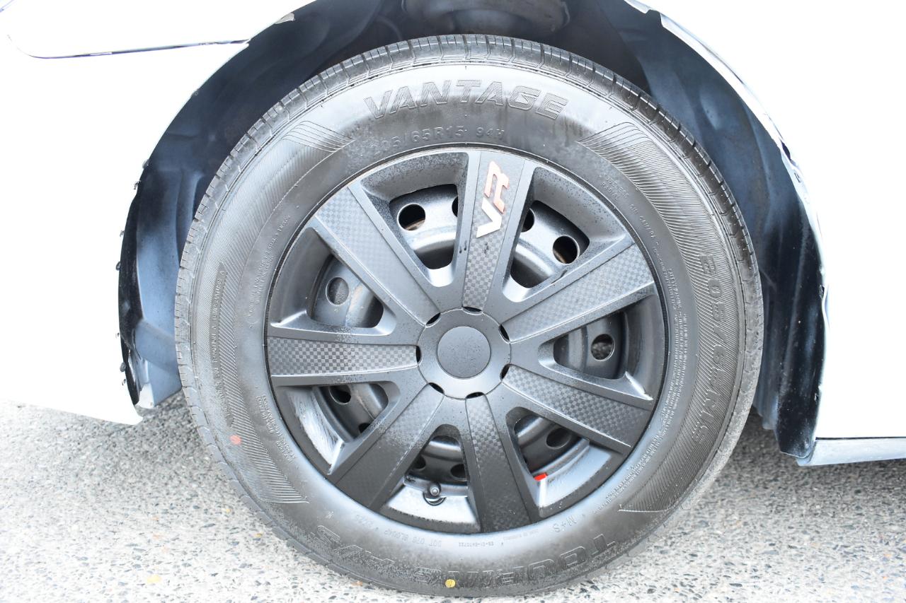 Toyota Camry 4dr Sdn XLE Auto (Natl) 2006
