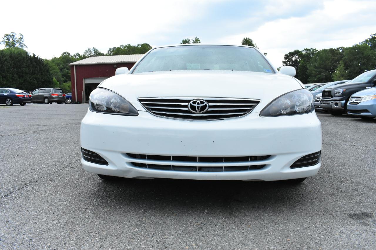 Toyota Camry 4dr Sdn XLE Auto (Natl) 2006