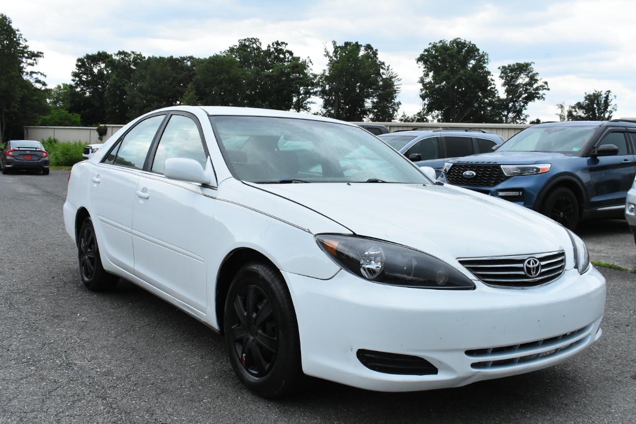 Toyota Camry 4dr Sdn XLE Auto (Natl) 2006