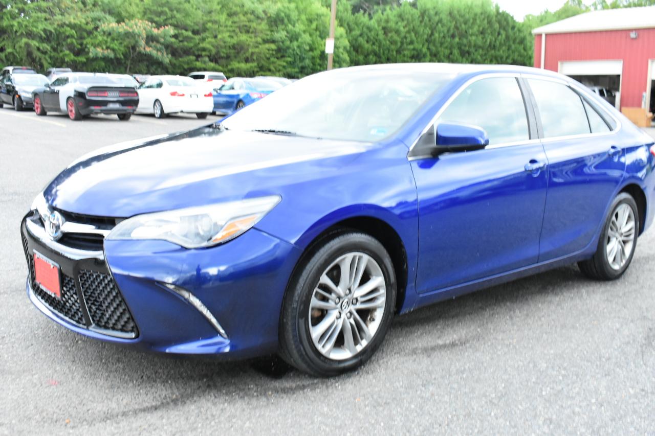 Toyota Camry 4dr Sdn I4 Auto SE w/Special Edition Pkg (Natl) 2016