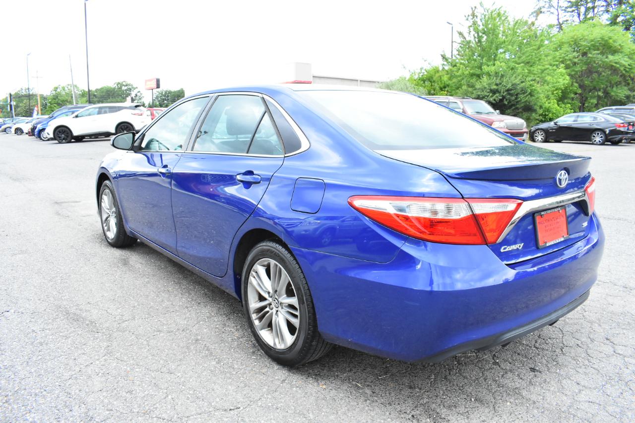 Toyota Camry 4dr Sdn I4 Auto SE w/Special Edition Pkg (Natl) 2016