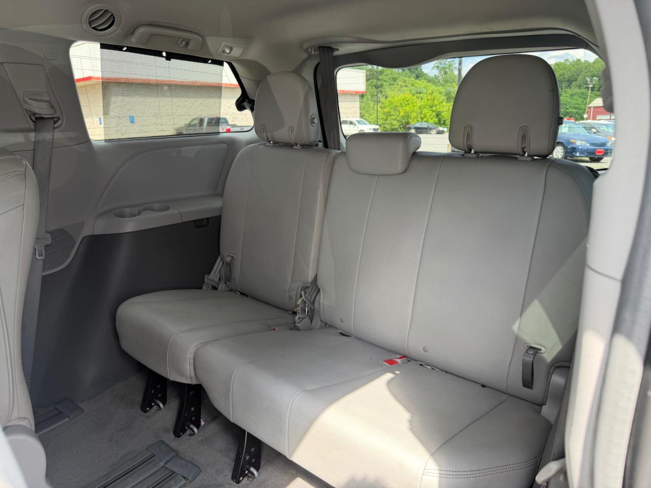Toyota Sienna XLE Auto Access Seat FWD 7-Passenger (Natl) 2018