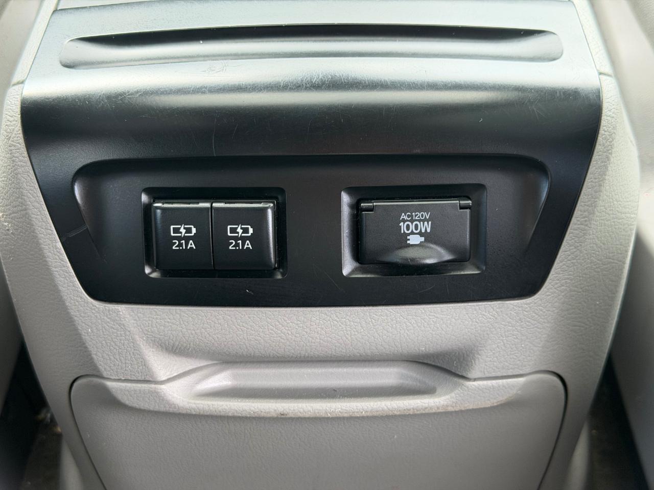 Toyota Sienna XLE Auto Access Seat FWD 7-Passenger (Natl) 2018