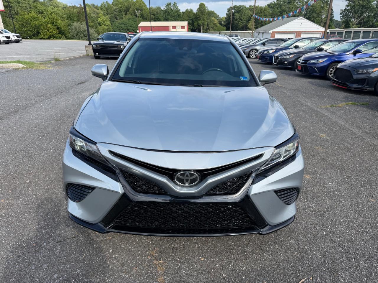Toyota Camry SE Auto AWD (Natl) 2020