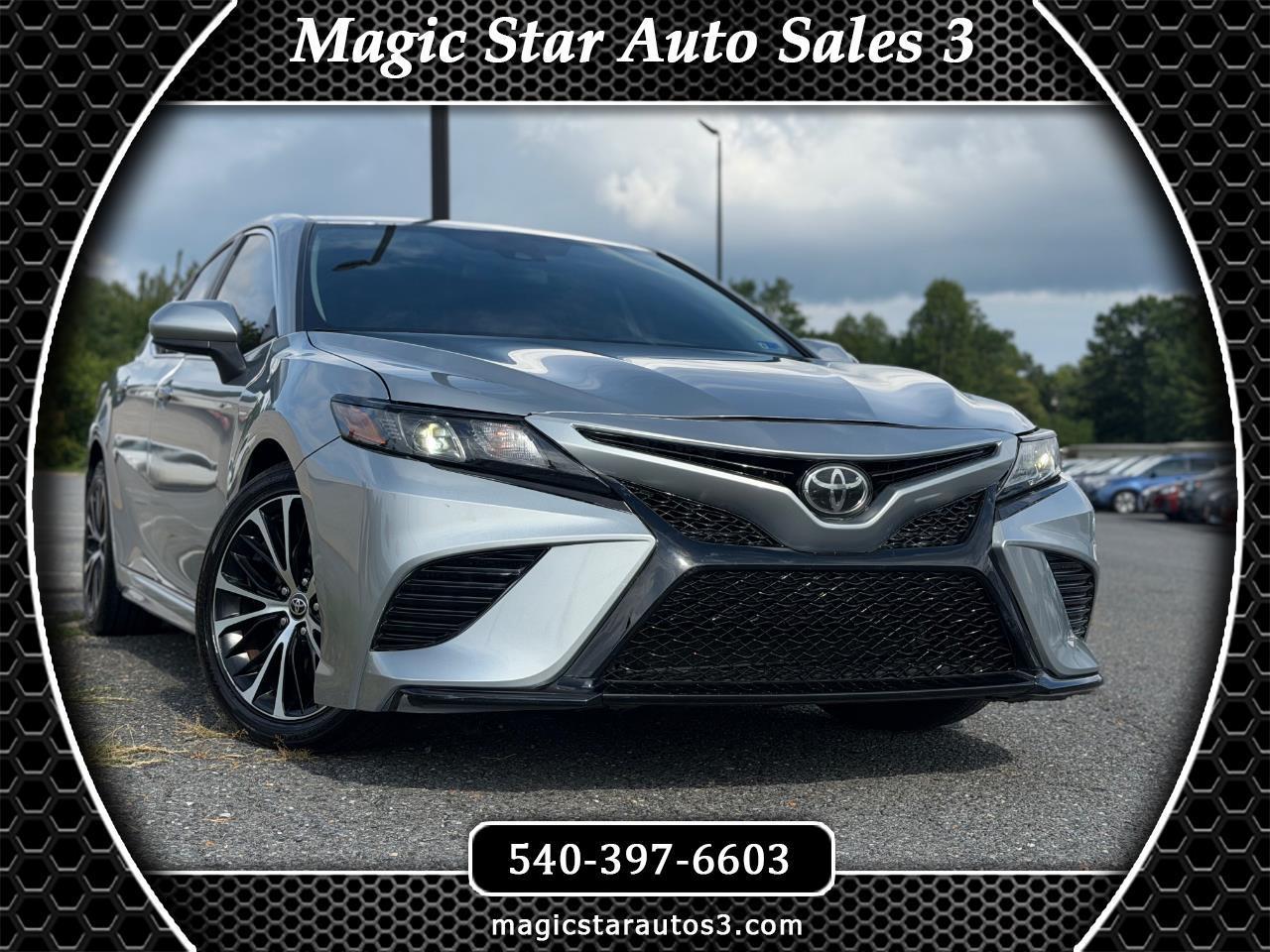 Toyota Camry SE Auto AWD (Natl) 2020