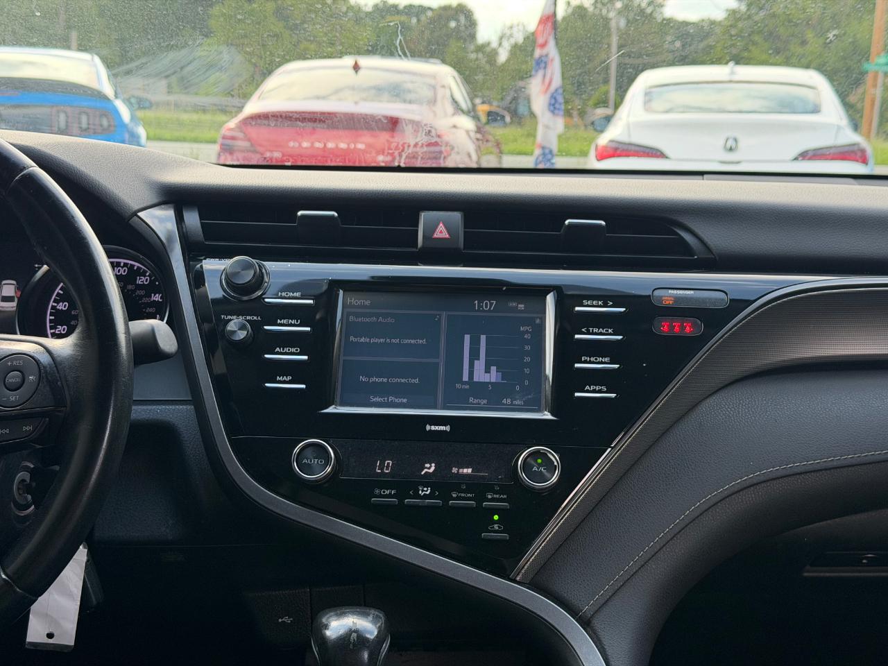 Toyota Camry SE Auto AWD (Natl) 2020