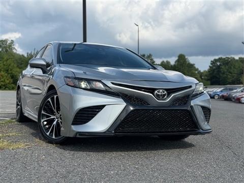 2020 Toyota Camry SE Auto AWD (Natl)