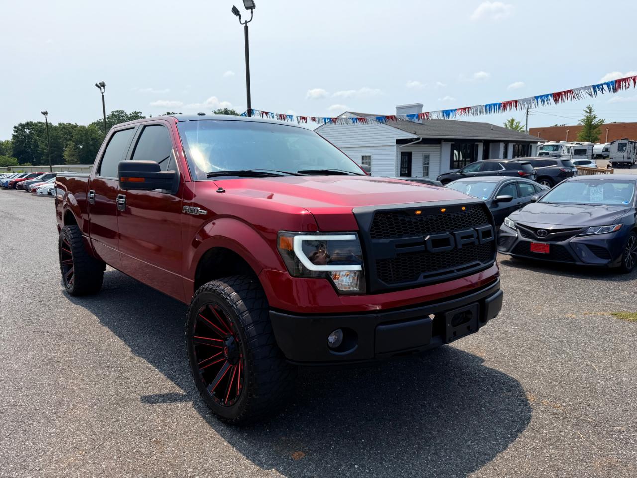 Ford F-150 4WD SuperCrew 145" Platinum 2013